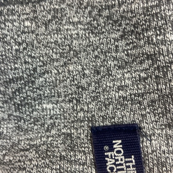 The North Face Men’s Size Small Heather Gray Long Sleeve Crew Neck Sweatshirt XL - Picture 4 of 5